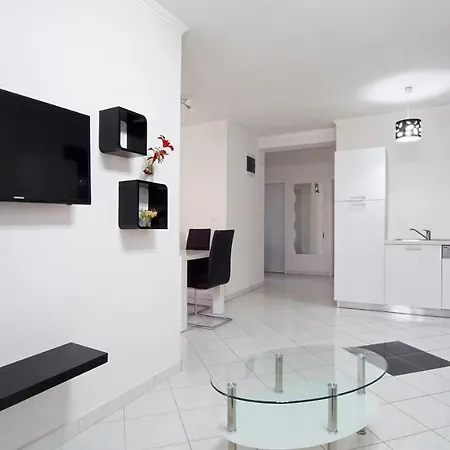 Luna-mar Apartman