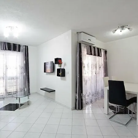 Apartman Luna-mar *